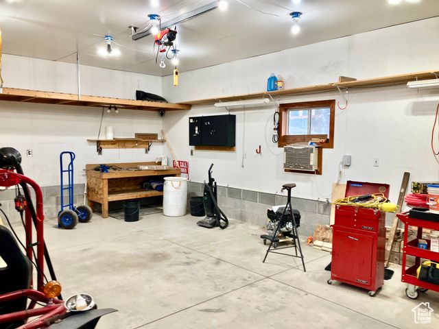 245 S 200 W, Huntington, UT 84528