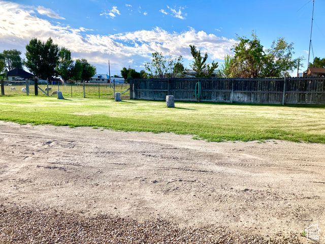 245 S 200 W, Huntington, UT 84528