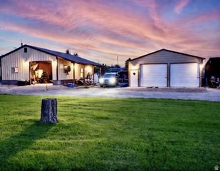 245 S 200 W, Huntington, UT 84528