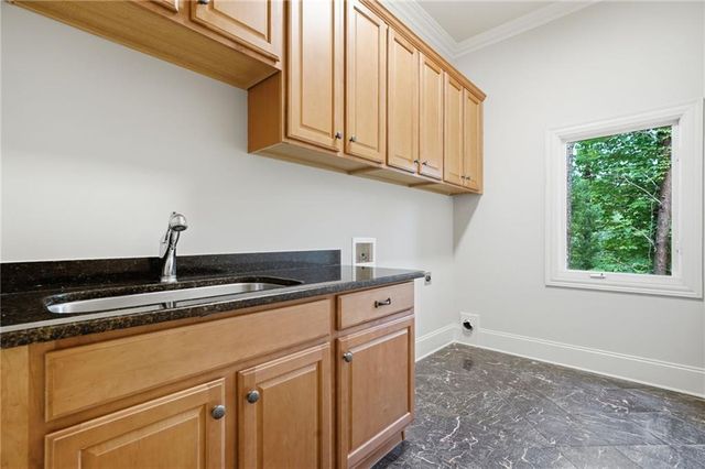 6295 Windward Parkway, Alpharetta, GA 30005