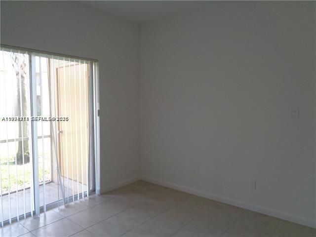 800 Cypress Park Way J1, Deerfield Beach, FL 33064