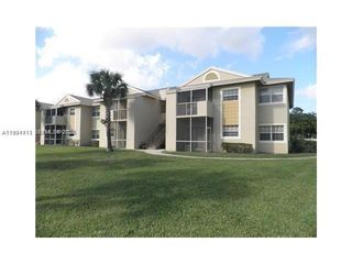 800 Cypress Park Way J1, Deerfield Beach, FL 33064