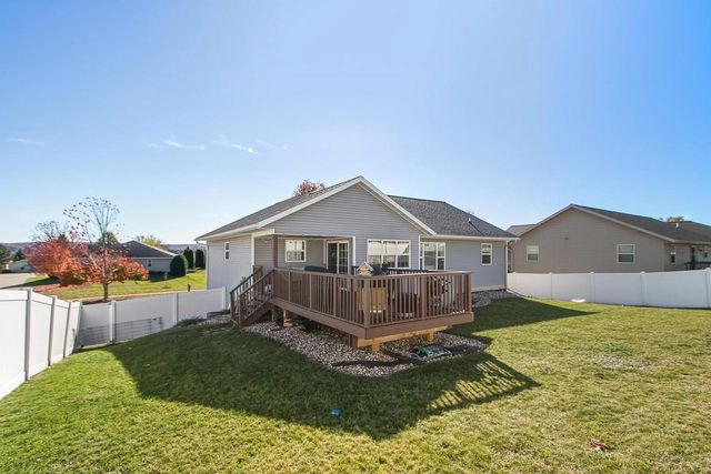 1411 16th Street, Baraboo, WI 53913