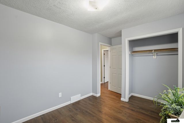 13636 W Street, Omaha, NE 68137