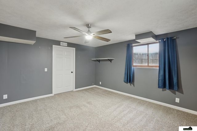 13636 W Street, Omaha, NE 68137