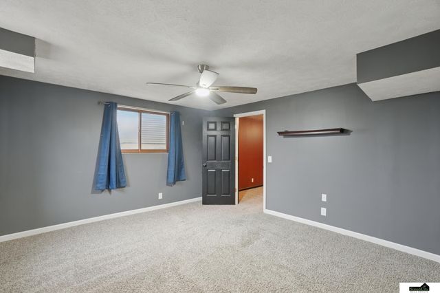 13636 W Street, Omaha, NE 68137