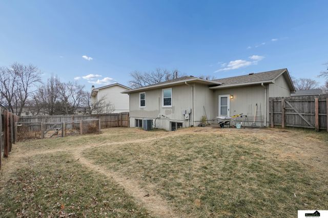 13636 W Street, Omaha, NE 68137