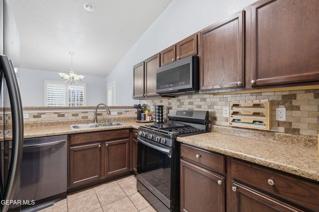 14185 Strata Rock Drive, El Paso, TX 79938