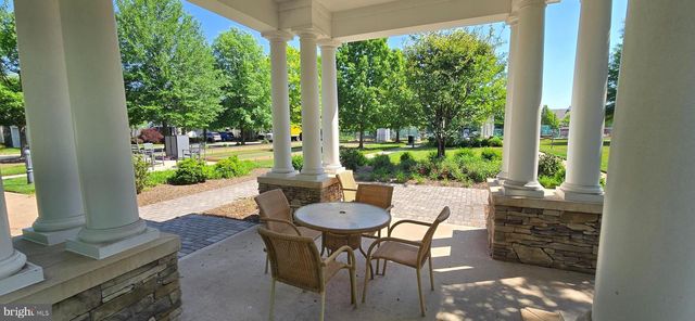 44397 OAKMONT MANOR SQ, Ashburn, VA 20147