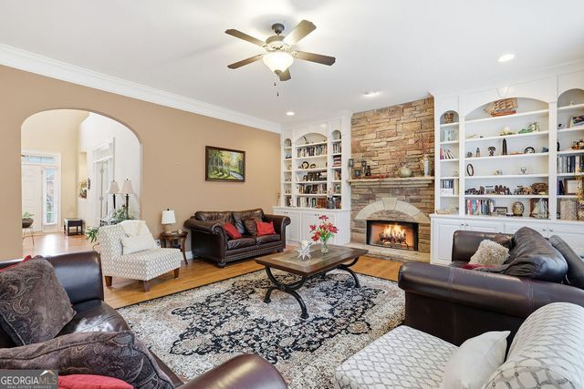 100 Trowbridge Road, Atlanta, GA 30350