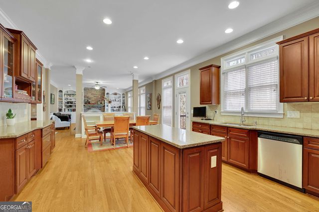 100 Trowbridge Road, Atlanta, GA 30350