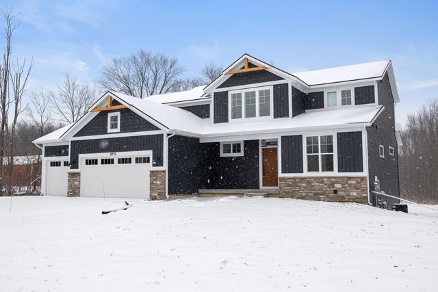8774 Patterson Avenue Se, Caledonia Twp, MI 49316