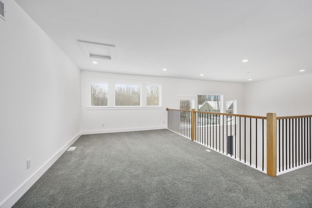 8774 Patterson Avenue Se, Caledonia Twp, MI 49316