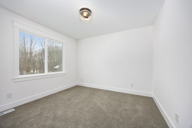 8774 Patterson Avenue Se, Caledonia Twp, MI 49316