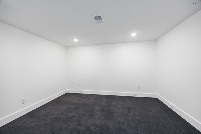 8774 Patterson Avenue Se, Caledonia Twp, MI 49316