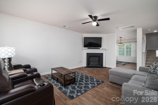 1778 Bright Hope Lane, Dallas, NC 28034