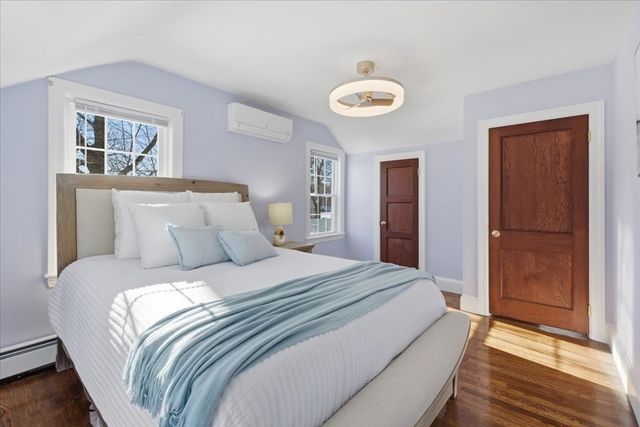 14 Eldridge Place, Westwood, MA 02090