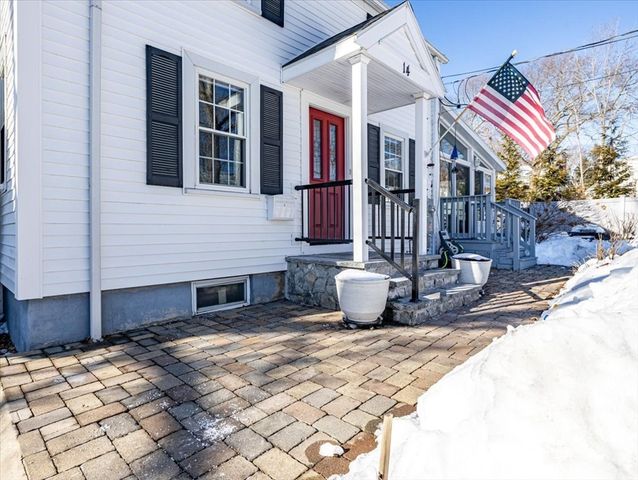 14 Eldridge Place, Westwood, MA 02090