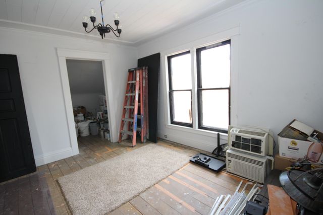 114 W Park Street, Vicksburg Vllg, MI 49097