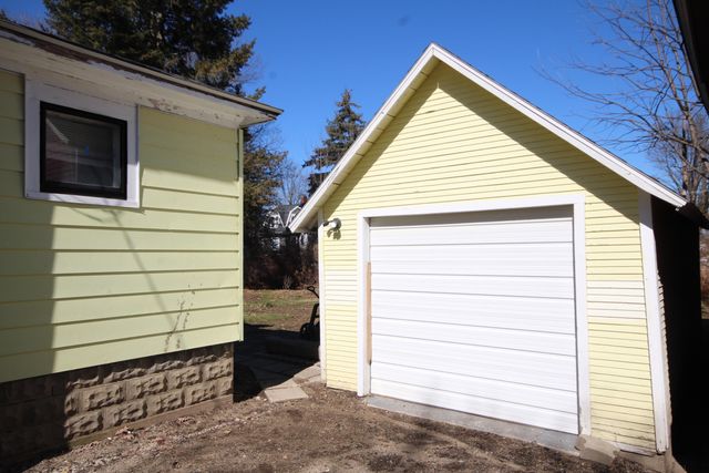 114 W Park Street, Vicksburg Vllg, MI 49097