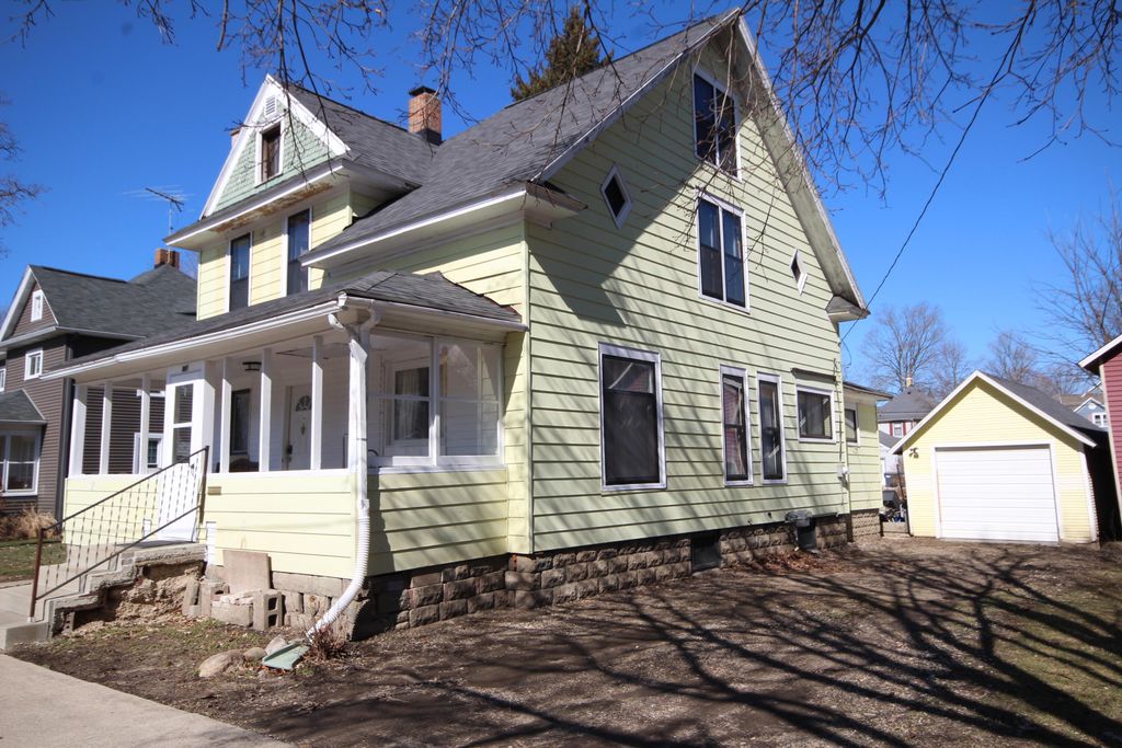 114 W Park Street, Vicksburg Vllg, MI 49097