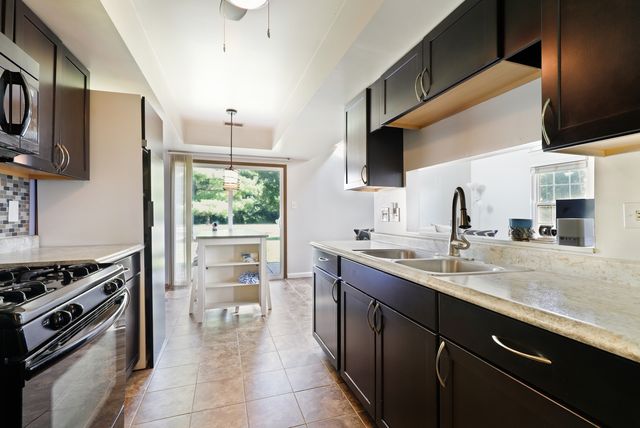 12521 S Central Park Avenue, Alsip, IL 60803