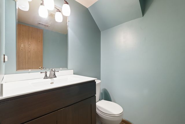 12521 S Central Park Avenue, Alsip, IL 60803