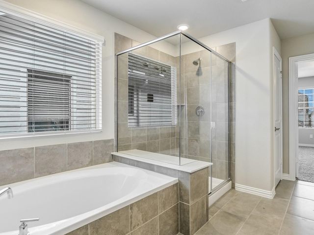 2612 Gateway Avenue, Corinth, TX 76210