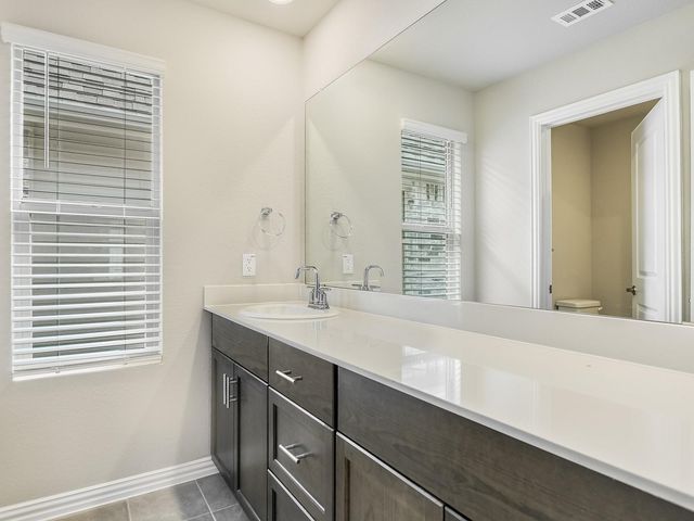 2612 Gateway Avenue, Corinth, TX 76210