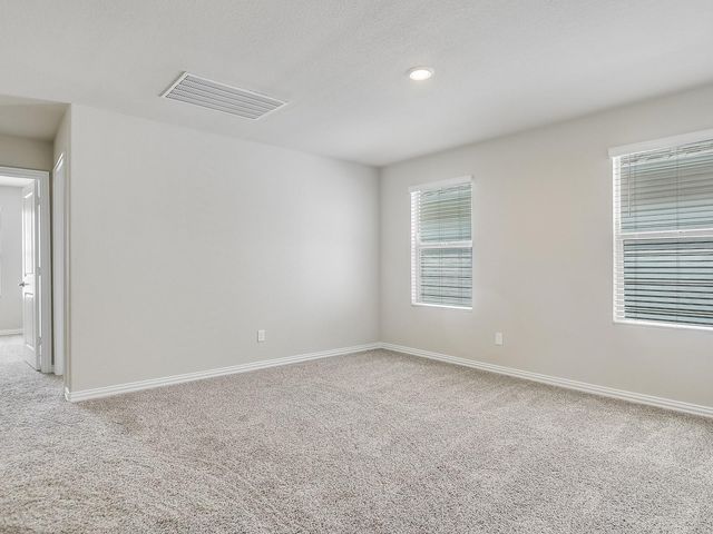 2612 Gateway Avenue, Corinth, TX 76210