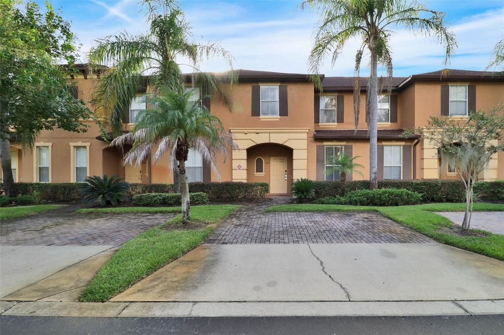 1134 CALABRIA AVENUE, Davenport, FL 33897