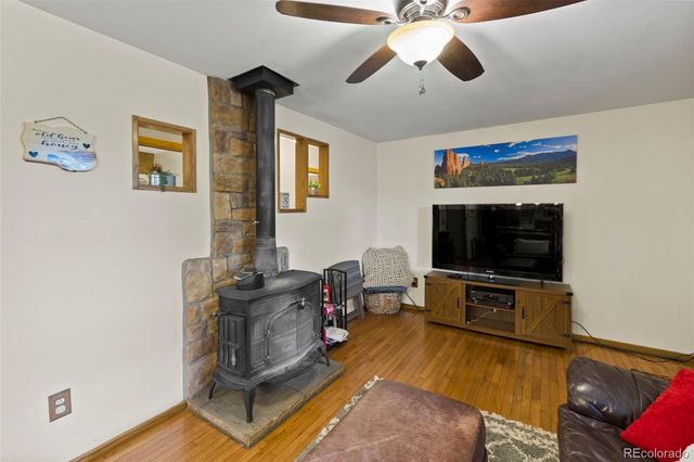 1110 Pikes Peak Drive, Florissant, CO 80816