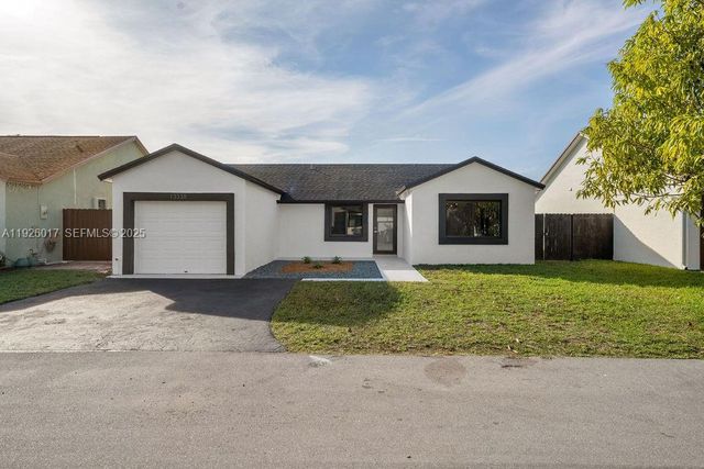 13338 SW 113th Pl, Miami, FL 33176