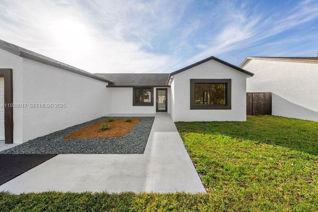 13338 SW 113th Pl, Miami, FL 33176