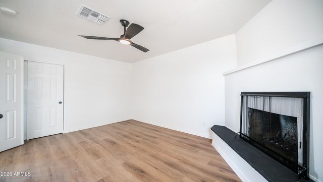 3302 W TURNEY Avenue, Phoenix, AZ 85017