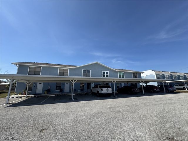 4520 SW 8th PL 4, Cape Coral, FL 33914