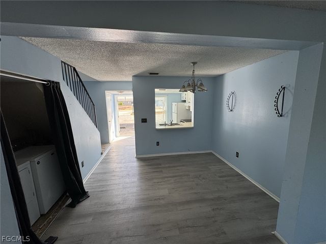 4520 SW 8th PL 4, Cape Coral, FL 33914