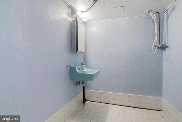 1792 SCHWENKSVILLE RD, Schwenksville, PA 19473