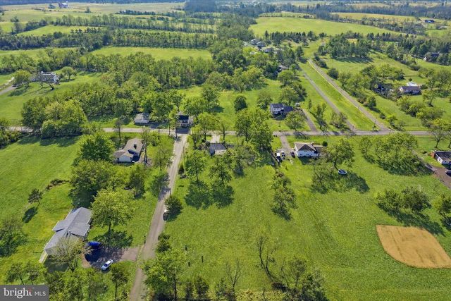 1792 SCHWENKSVILLE RD, Schwenksville, PA 19473