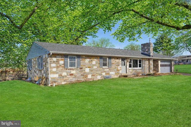 1792 SCHWENKSVILLE RD, Schwenksville, PA 19473