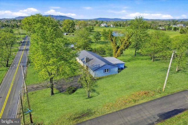 1792 SCHWENKSVILLE RD, Schwenksville, PA 19473