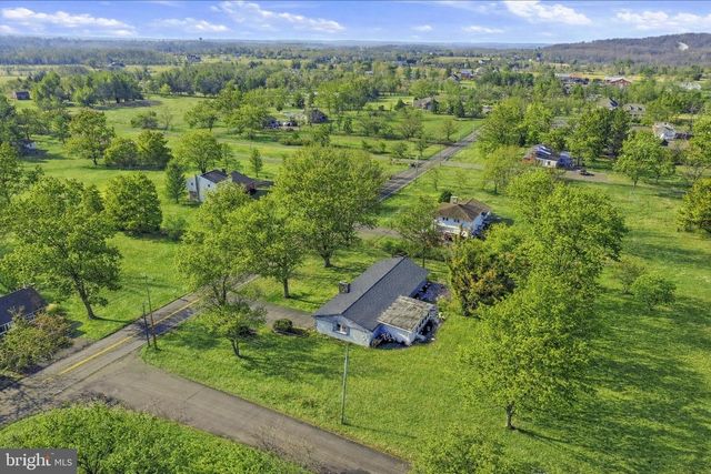 1792 SCHWENKSVILLE RD, Schwenksville, PA 19473