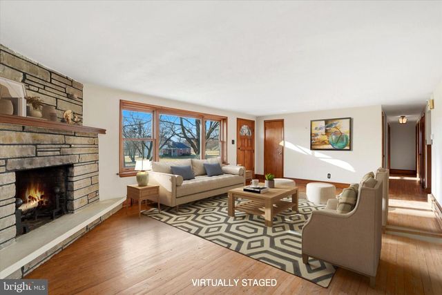 1792 SCHWENKSVILLE RD, Schwenksville, PA 19473