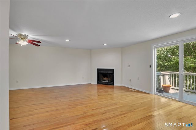 10 Valley Run Drive 10, Cromwell, CT 06416