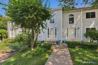 10 Valley Run Drive 10, Cromwell, CT 06416