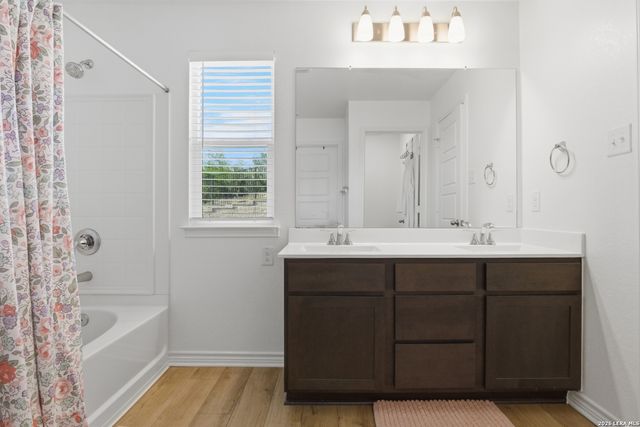 15411 OCEANUS DR, San Antonio, TX 78245