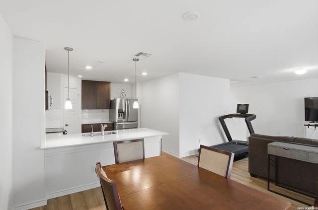 15411 OCEANUS DR, San Antonio, TX 78245