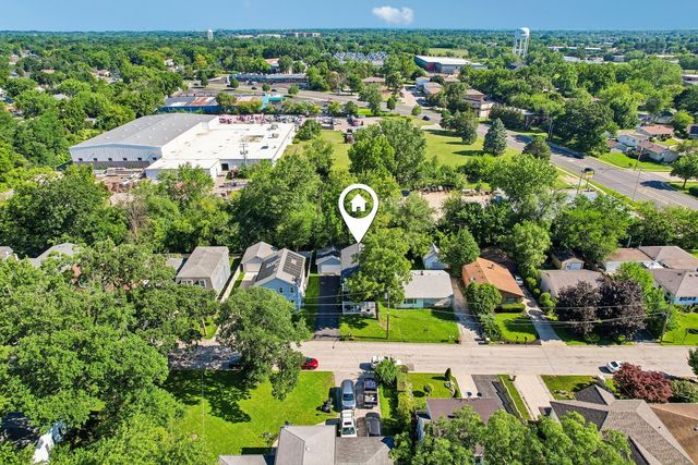 626 Pleasure Drive, Mundelein, IL 60060