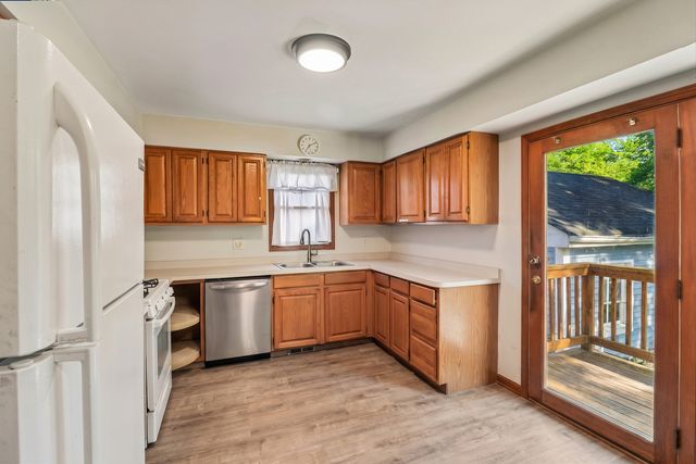 626 Pleasure Drive, Mundelein, IL 60060