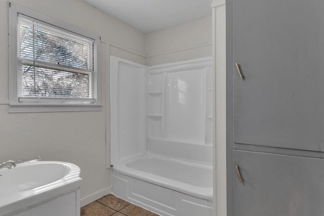 1204 Jenny St., Longview, TX 75604